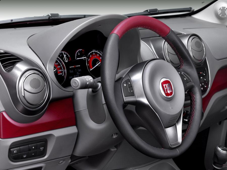  Fiat Palio Sporting 2011 года  (фото 6 из 28)